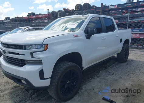 2021 Chevrolet Silverado 1500 4Wd Short Bed Rst from USA, damaged, VIN 3GCUYEED7MG250033